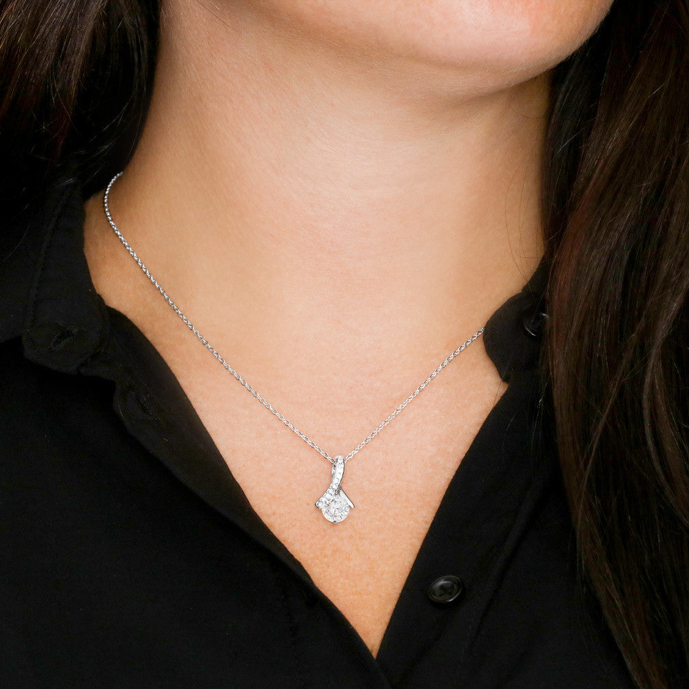Alluring Beauty necklase Valentine's jewelry gifts for a girlfriend. valentine's day jewelry, Valentine's Day, love, gifts for her, gifts for girlfriend, gift ideas for wife, gift ideas for your husband, gift ideas for boyfriend