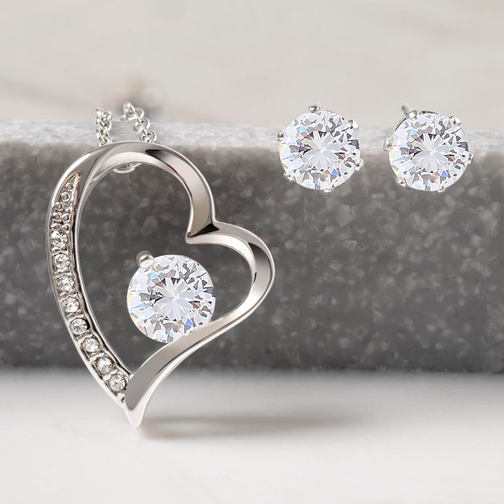 To My Girlfriend ,Distance never Separates Two Hearts Beuatiful Forever Love necklase with Earrings.