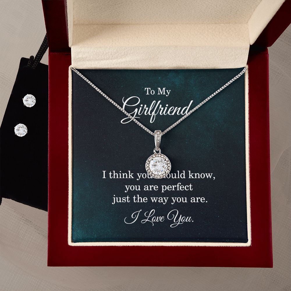 To My Beautiful Girlfriend, Necklace From Boyfriend Luckiest man in the world, Message Card Eternal Hope Necklace For Women Mahogany Style Luxury Box